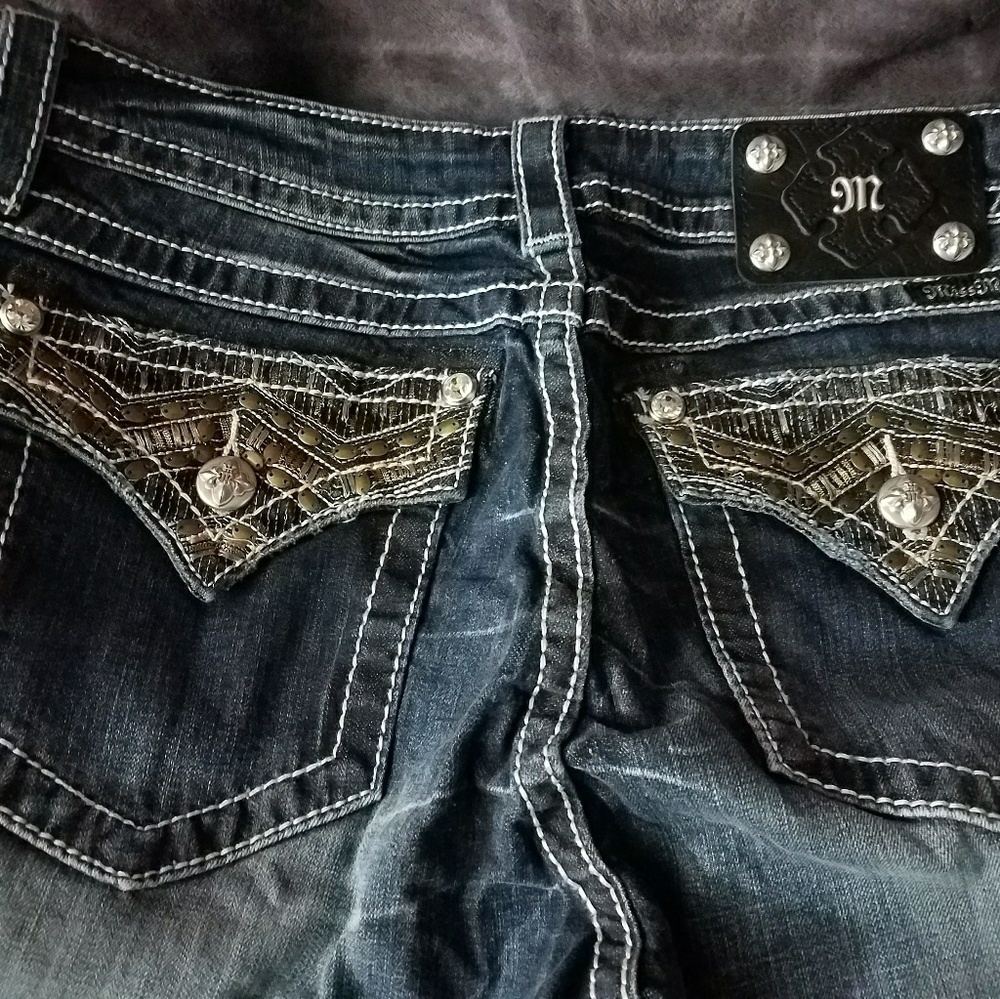 Miss Me signature crop